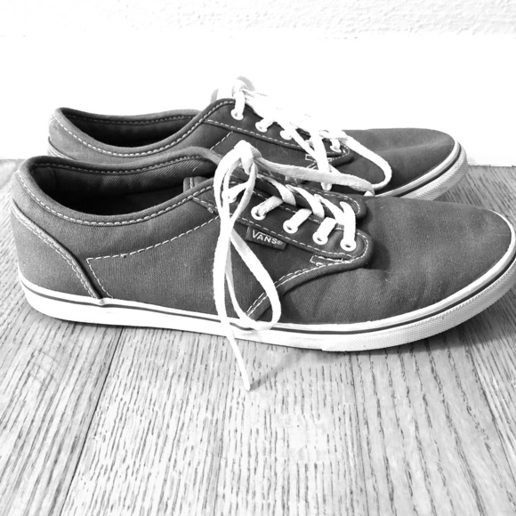 vans tennis shoes womens